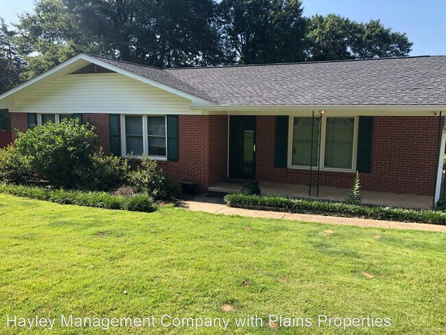 Primary Photo - 3 br, 2 bath House - 1401 West Point Pkwy