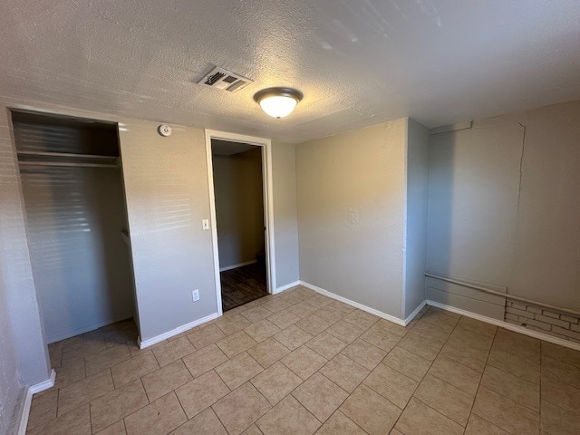 Building Photo - 518 E Lockheed Dr