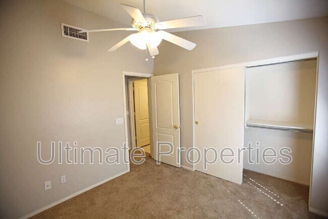 Building Photo - 15256 W Melissa Ln