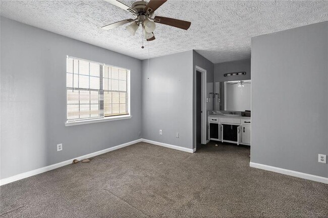 Building Photo - 5957 Friar Ct