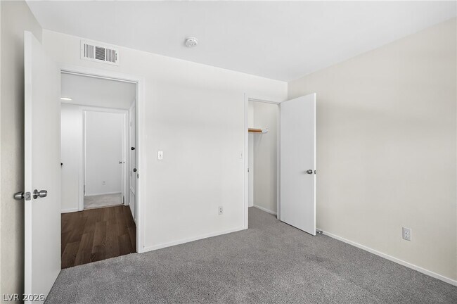 Building Photo - 224 Star Cluster Cir