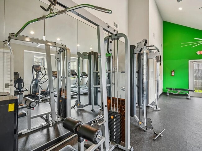 Building Photo - 4211 Clay Hill Dr