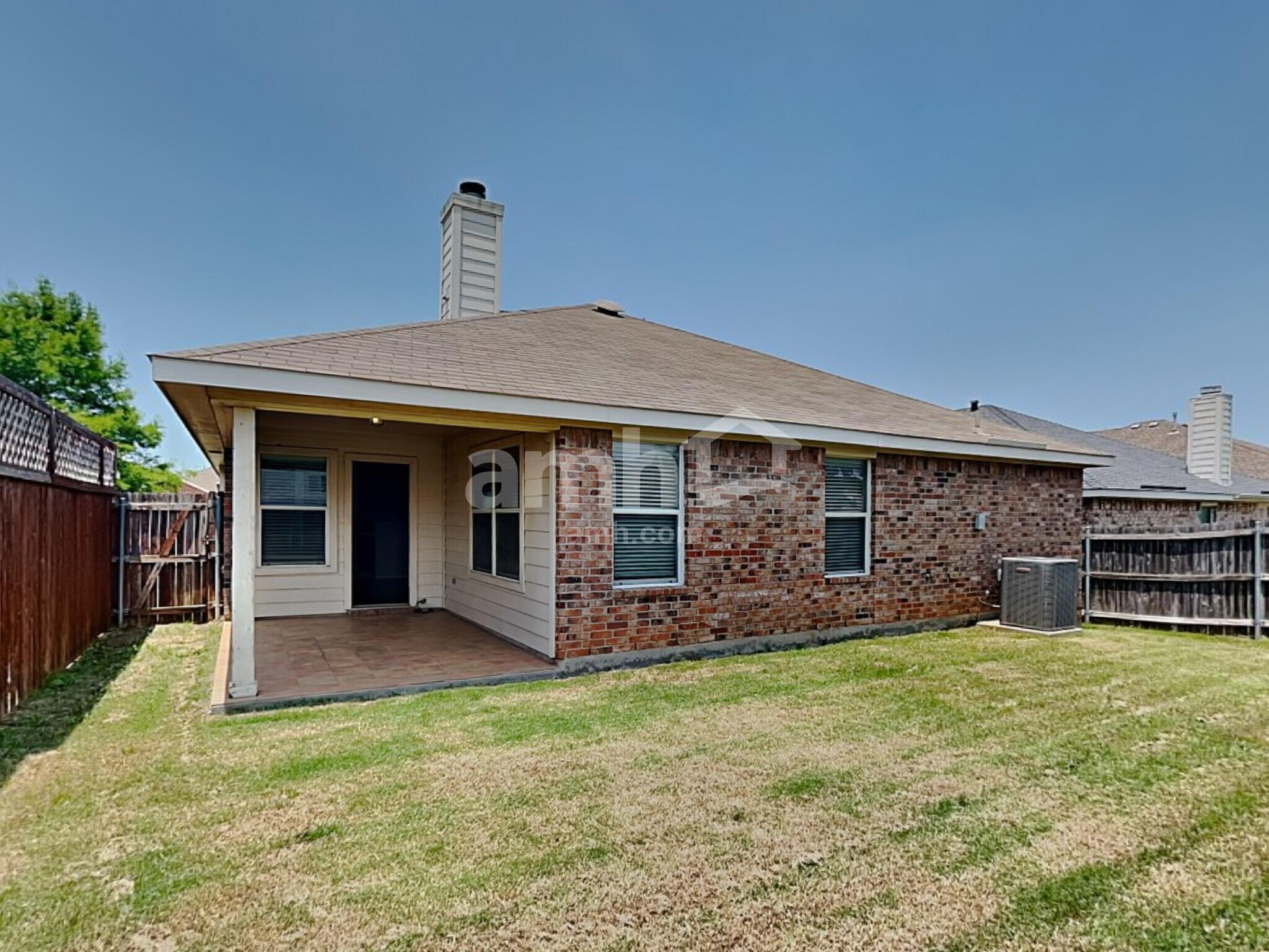 Building Photo - 9056 Weller Ln