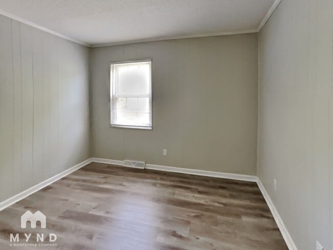 Building Photo - 2308 Oakstone Cir