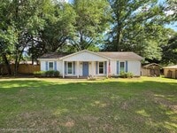 Building Photo - 10113 Winston Dr N