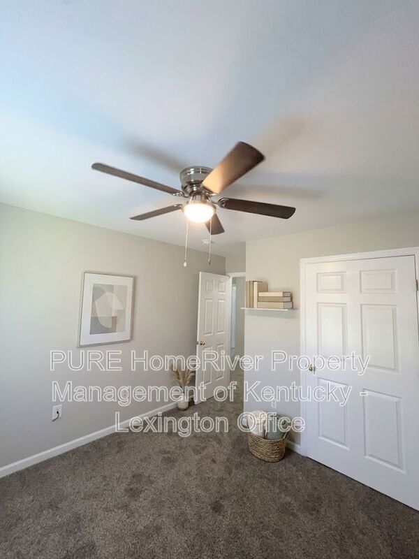 Building Photo - 1053 Merrick Dr