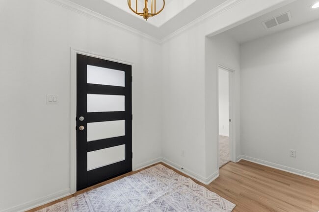 Building Photo - 11820 Whirlaway Dr