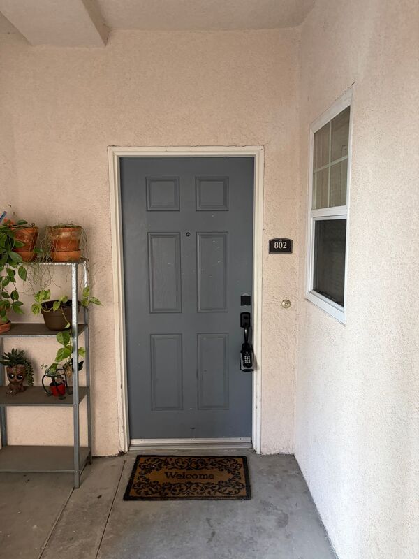 Building Photo - 26426 Arboretum Way