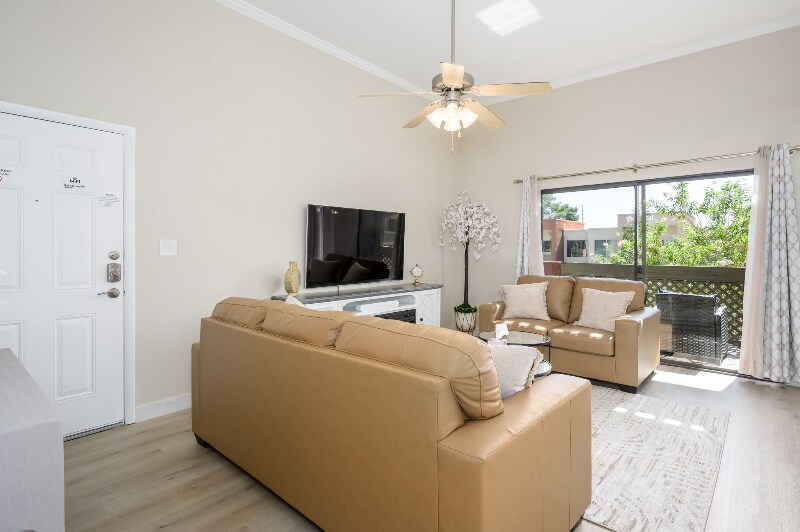 Building Photo - 3600 Hayden Rd