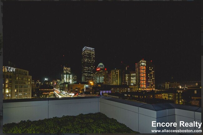 Building Photo - 1085 Boylston St