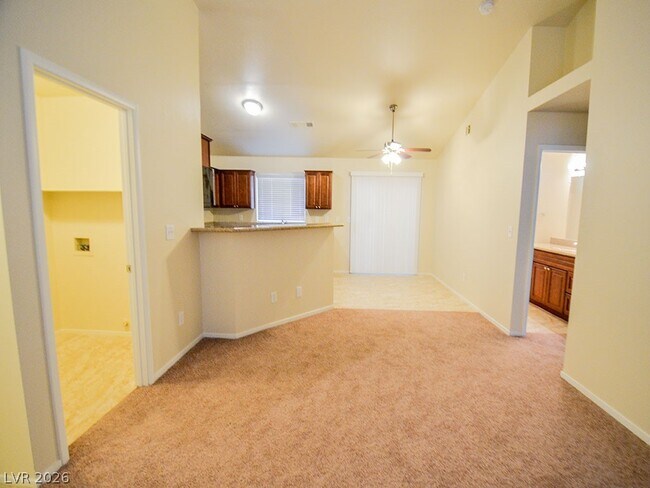 Building Photo - 3825 Gulliver St