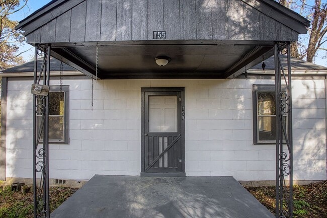 Building Photo - Move-In Ready Home with Hardwood Floors & Detached Workshop