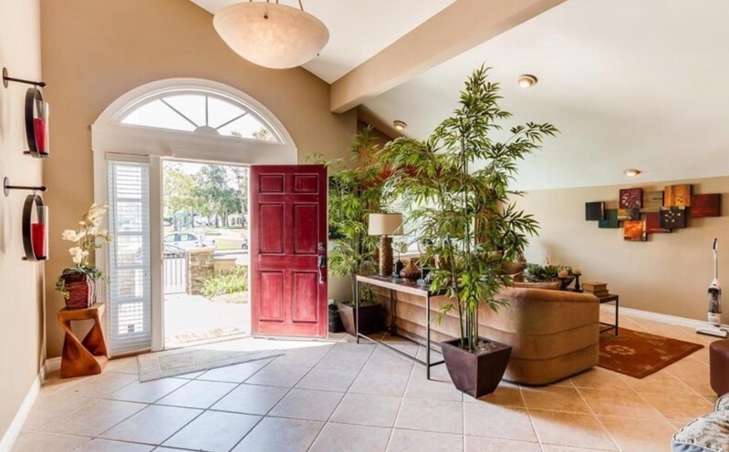 Building Photo - 5331 Tattershall Ave