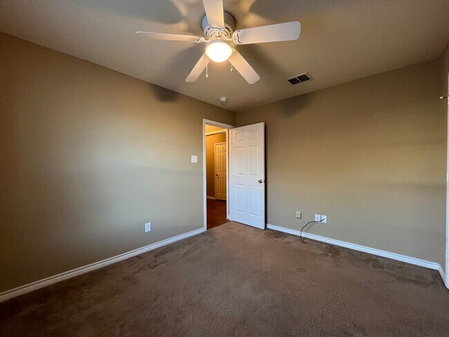 Building Photo - 3049 Palomino Trail