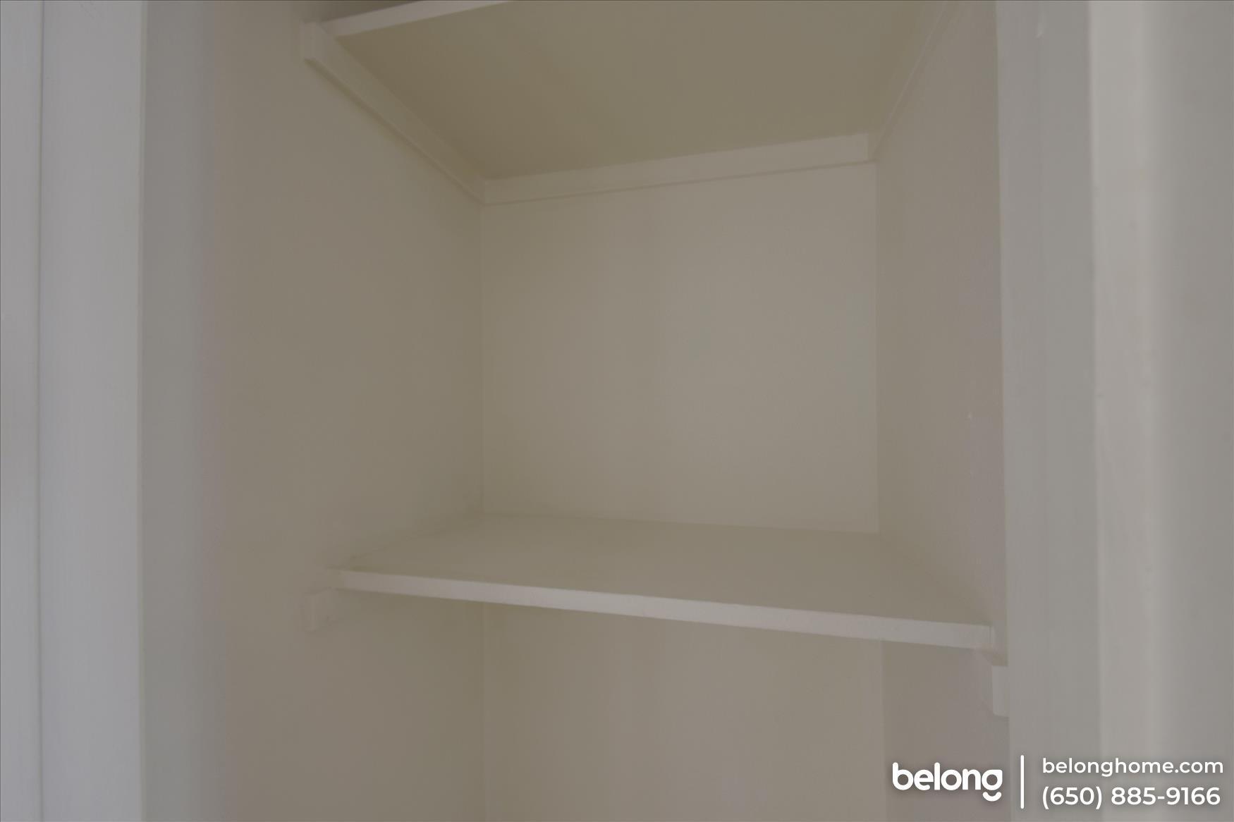 Building Photo - 1475 Hawes St