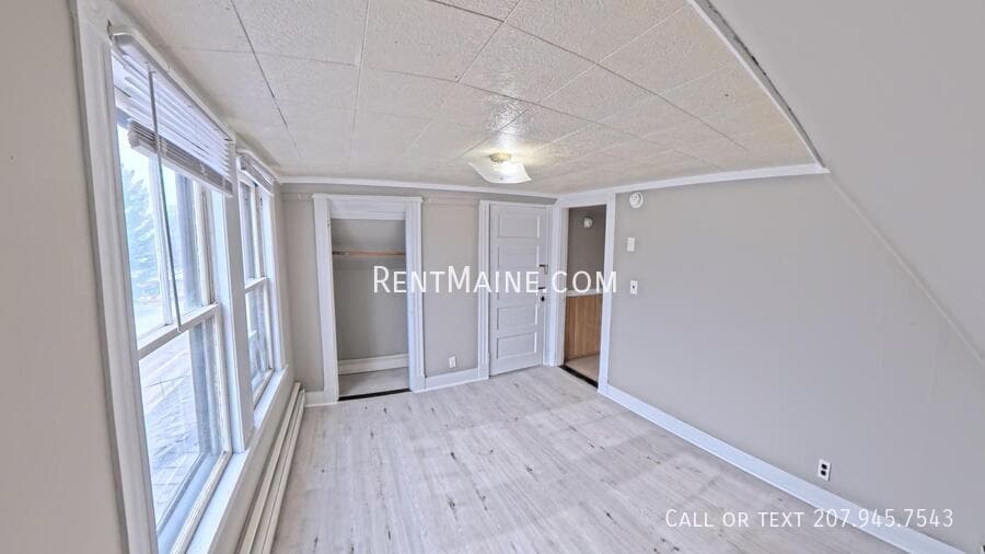 Building Photo - 92 Clinton Ave