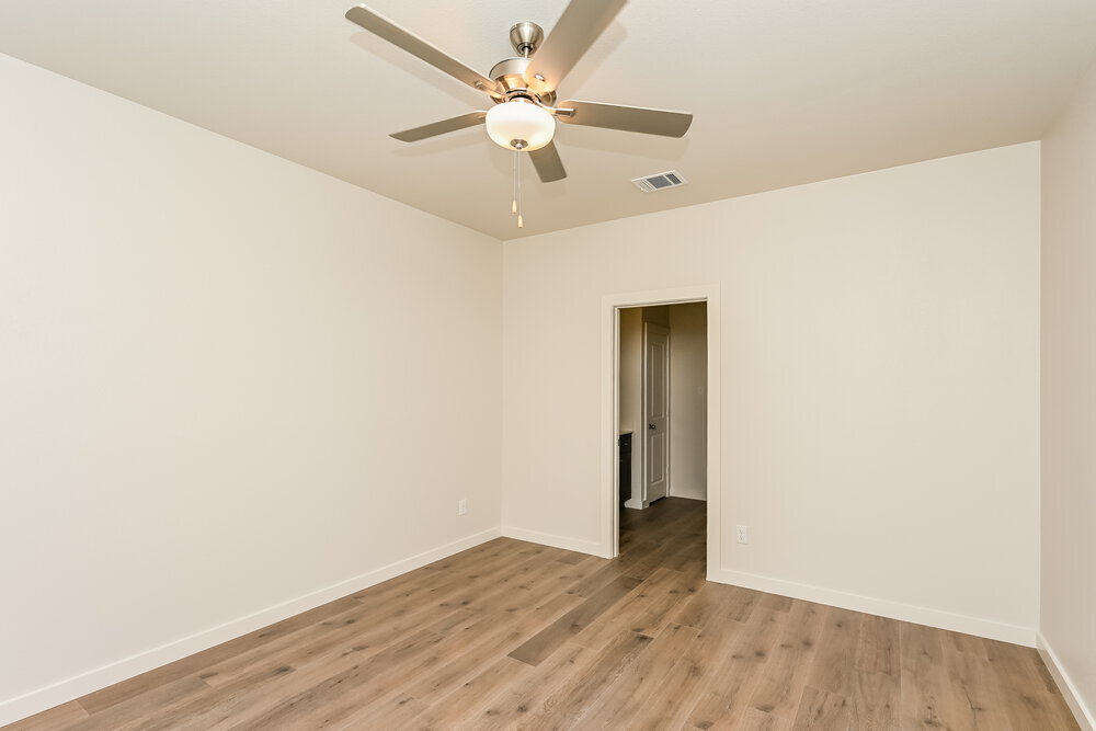Building Photo - 1513 Harvester Dr