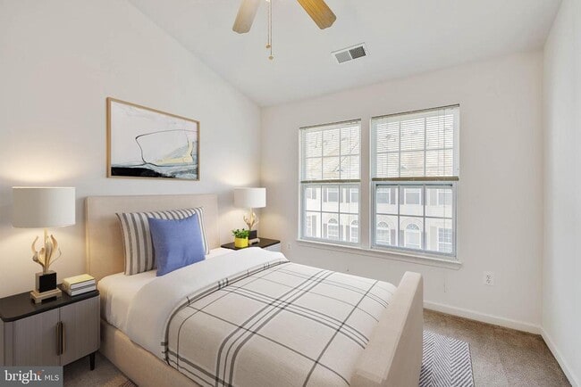 Building Photo - 7025 Water Oak Rd