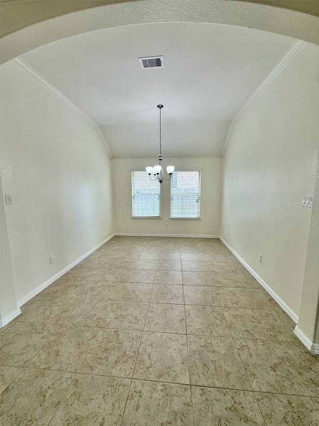 Building Photo - 2704 Camden Hills Ln