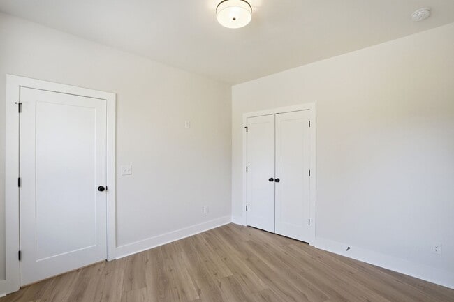 Building Photo - Bright, Open & Exceptionally Large—Your Ideal 2-Story Townhome