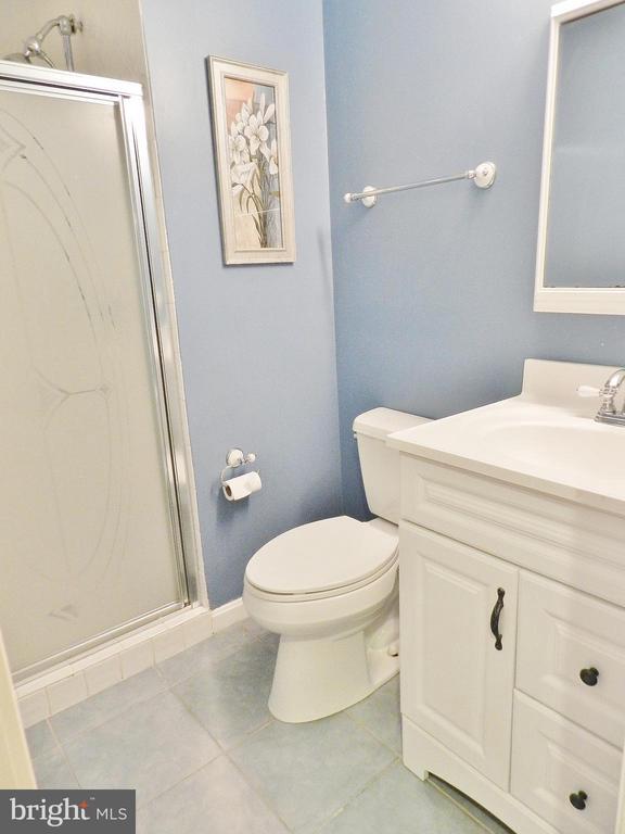 Building Photo - 4235 Fox Lake Dr