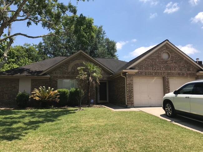 Building Photo - 4747 Backenberry Dr