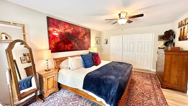 Building Photo - Beautifully Upgraded Single Story in the P...