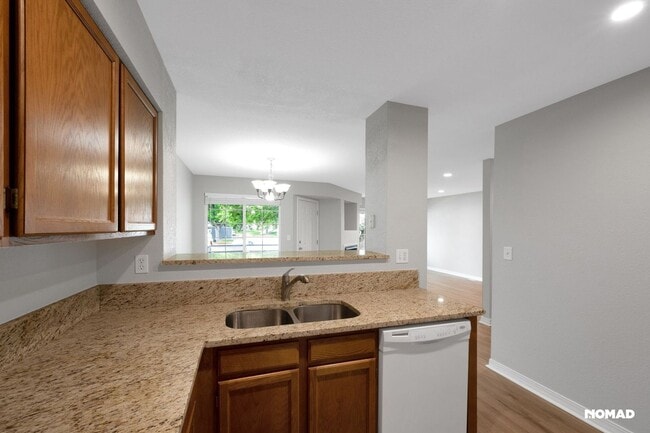 Building Photo - Spacious 2 Story Townhome + finished basem...