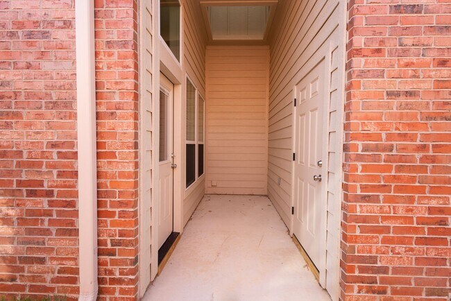 Building Photo - Brand New Townhome for Lease Available 12/...