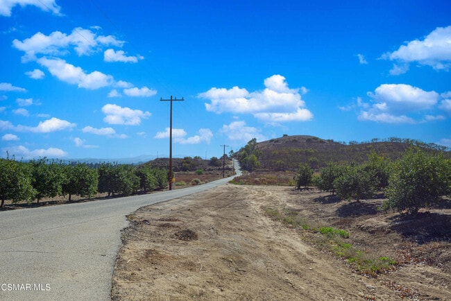 Building Photo - 1057 E La Loma Ave