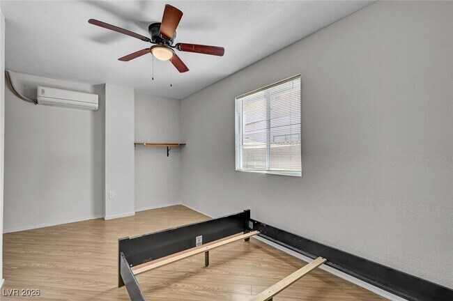 Building Photo - 6975 O'Bannon Dr