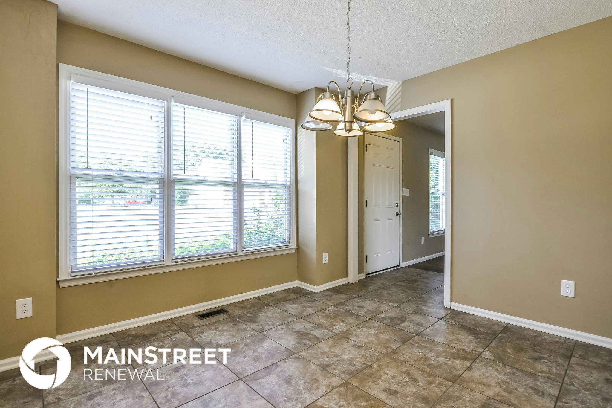 Building Photo - 191 Kings Way