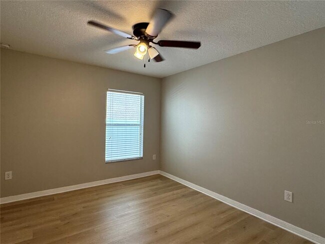 Building Photo - 10405 Summer Azure Dr