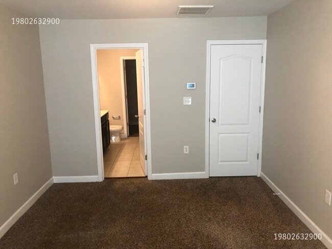 Building Photo - 2123 Shady Pond Dr