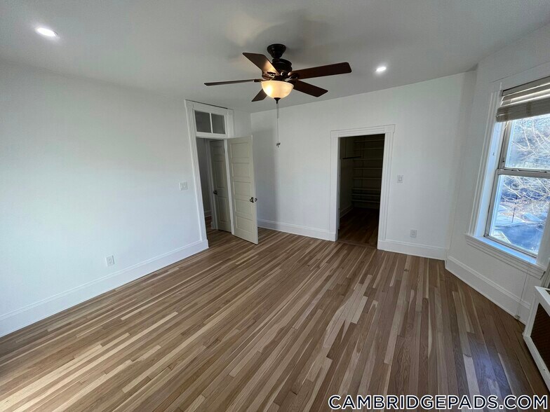 Building Photo - 94 Berkshire St