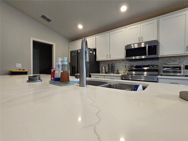 Building Photo - 1352 Mountain Flower Ln