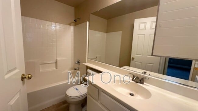 Building Photo - 1980 Olympia Fields Dr