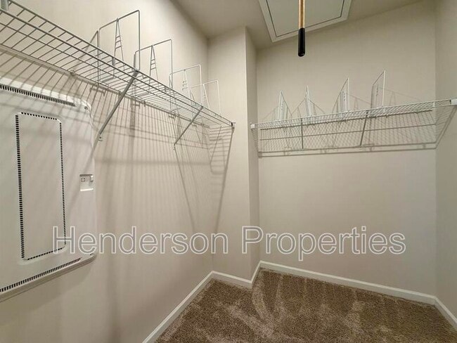 Building Photo - 5308 Somerset Hill Ln