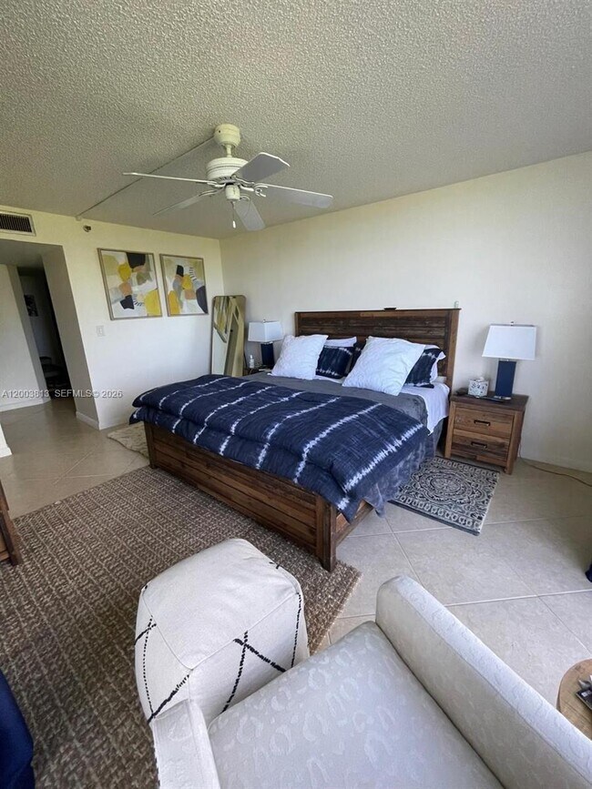 Building Photo - 2800 N Hwy A1A