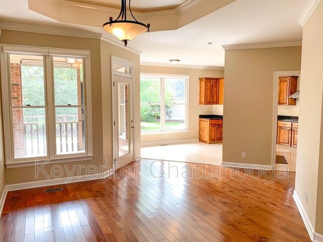 Building Photo - 8011 Dancing Fern Trail