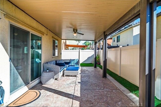 Building Photo - 34213 Parkside Dr