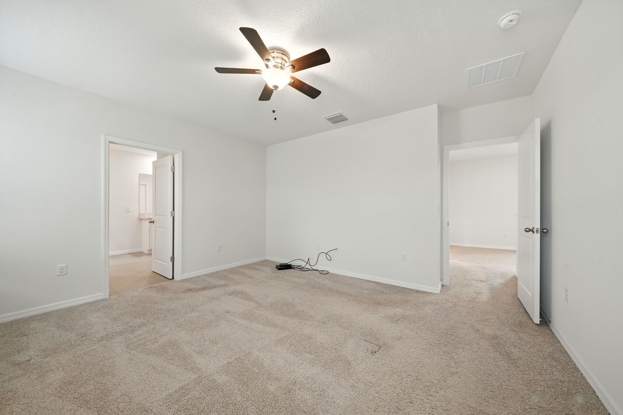Building Photo - 17006 Wave Tressle Pl