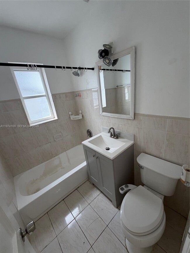 Building Photo - 6400 SW 58th Pl