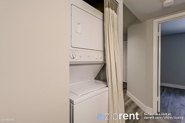 Building Photo - 2 br, 2 bath Condo - 521 Mission Boulevard...