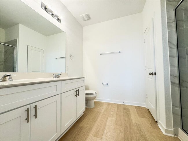 Building Photo - 368 Kapok St