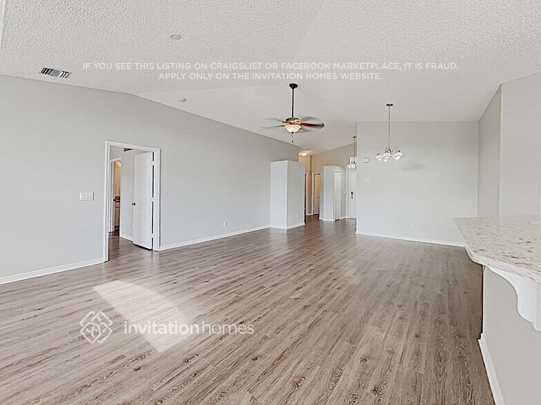 Building Photo - 4831 Manchester Dr