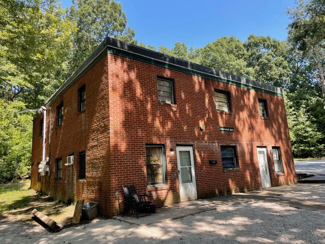 Building Photo - 1392