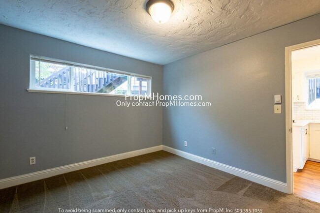 Building Photo - Spacious One Bedroom In Southwest Tigard!