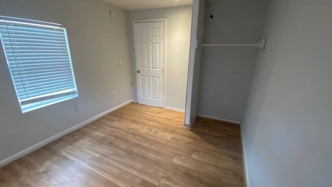 Building Photo - 1918 Oleander