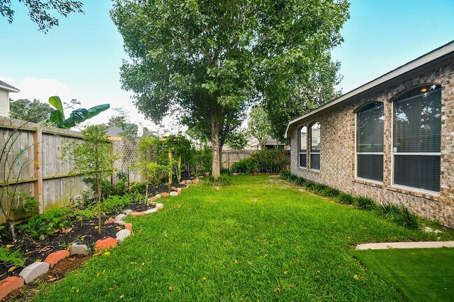 Building Photo - 7835 Stone Oak Ct